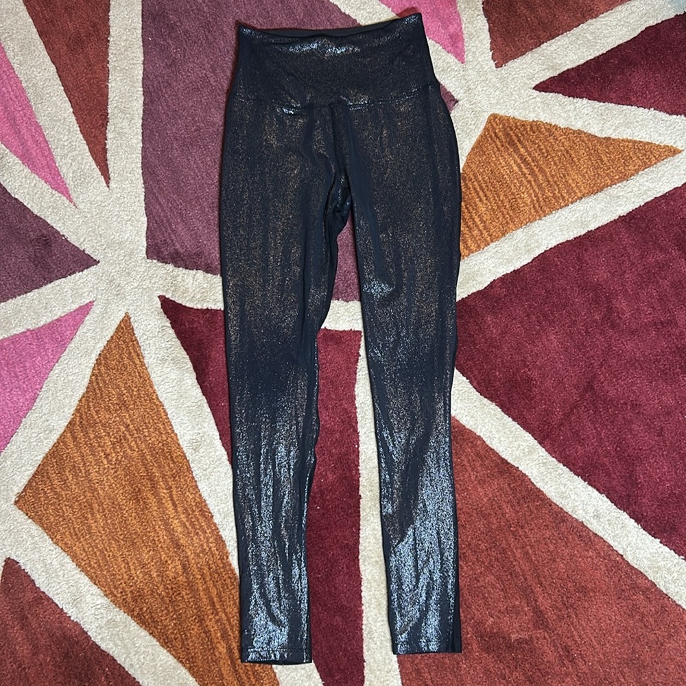Beyond Yoga Shimmer and Shine Mesh leggings Size S